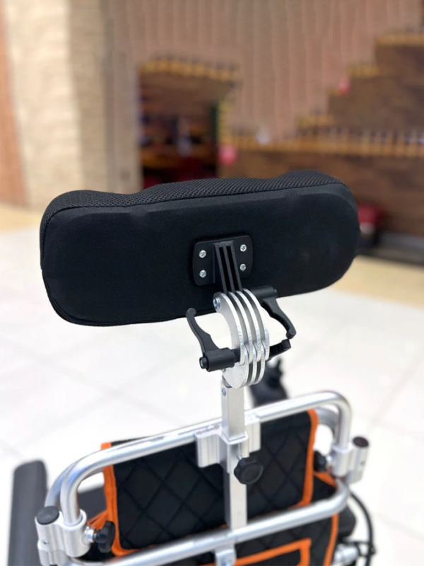Poylin P206 Katlanır Akülü Tekerlekli Sandalye *Ultra Hafif - Sadece 29kg* Poylin P206 Katlanır Akülü Tekerlekli Sandalye *Ultra Hafif - Sadece 29kg*